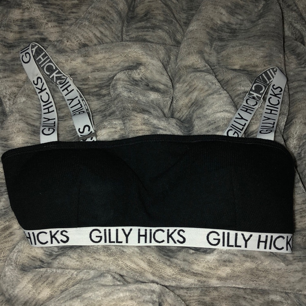 Gills Hicks Hollister bra